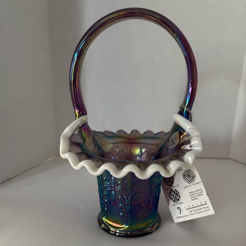 Vintage 1994 Fenton Carnival Basket